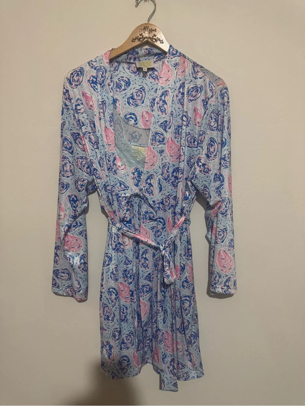 SIMPLY SOUTHERN ROBE & Night GownBLUE & Pink & WHITE Oyster SIZE Medium